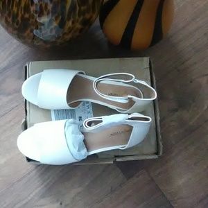 Comfortview sandals